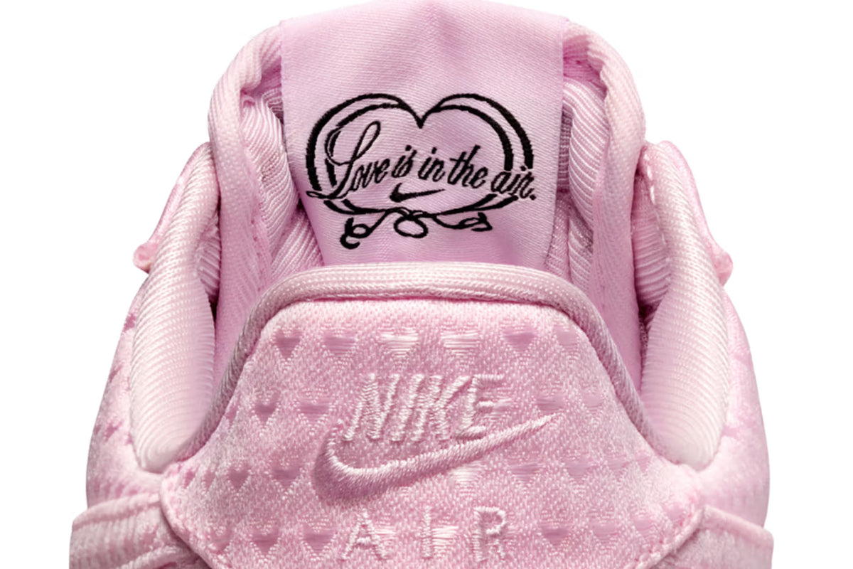 AF1 Low Valentine's Day – Pink Foam
