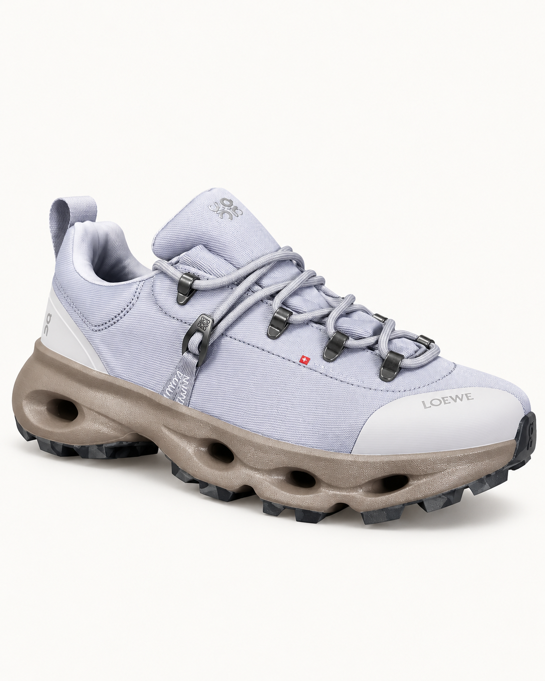 On x LW Cloudsolo Hike